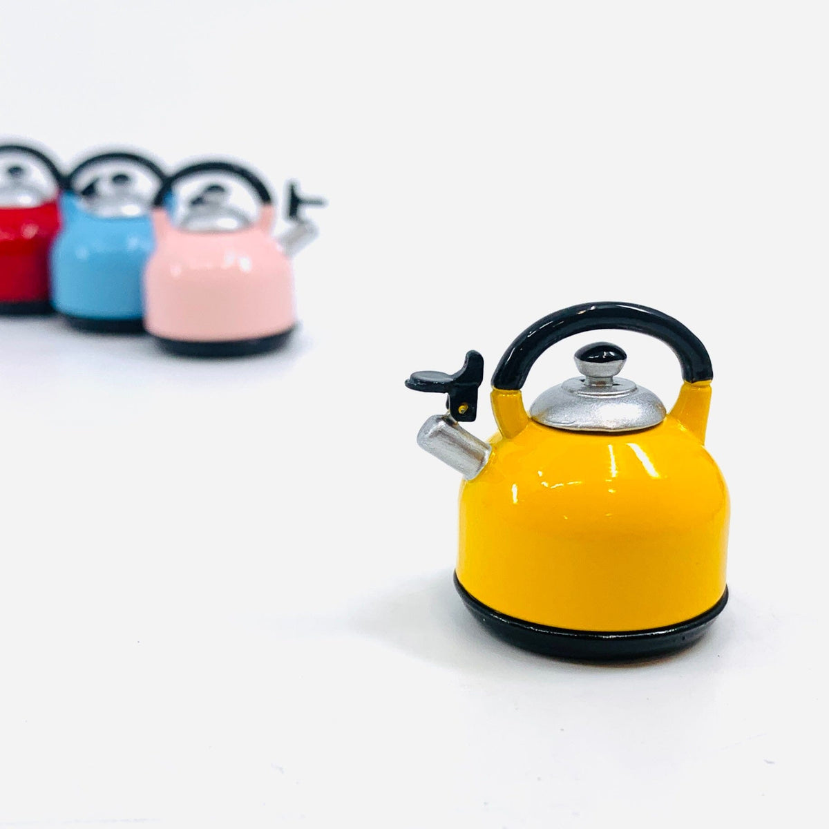 Miniature Kettle, Yellow Miniature - 