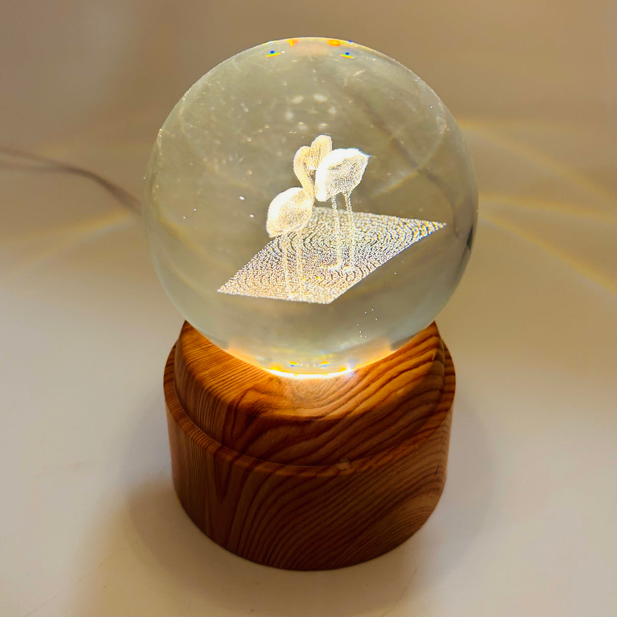 Flamingos Rotating Crystal Ball Lamp
