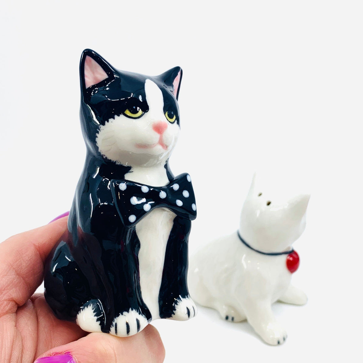 Valentines Day Cat Couple Salt and Pepper Shakers COSMOS 
