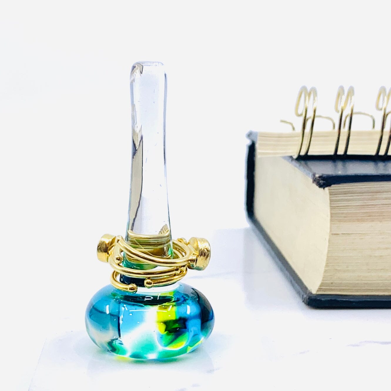 Artisan Glass Ring Holder, 15 Confetti Henrietta Glass 