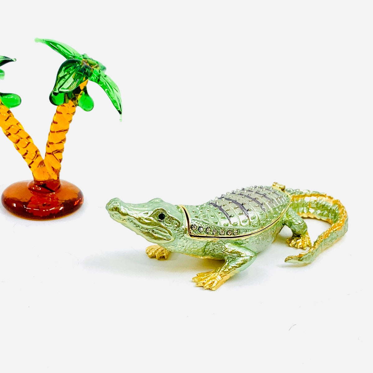 Bejeweled Enamel Trinket Box 21, Alligator Decor Kubla Craft 