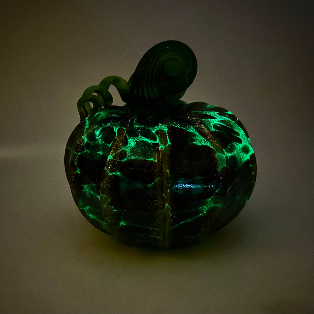 Daily Glow Pumpkin 212 Fall Squat Daily Pumpkin Luke Adams Glass Blowing Studio 