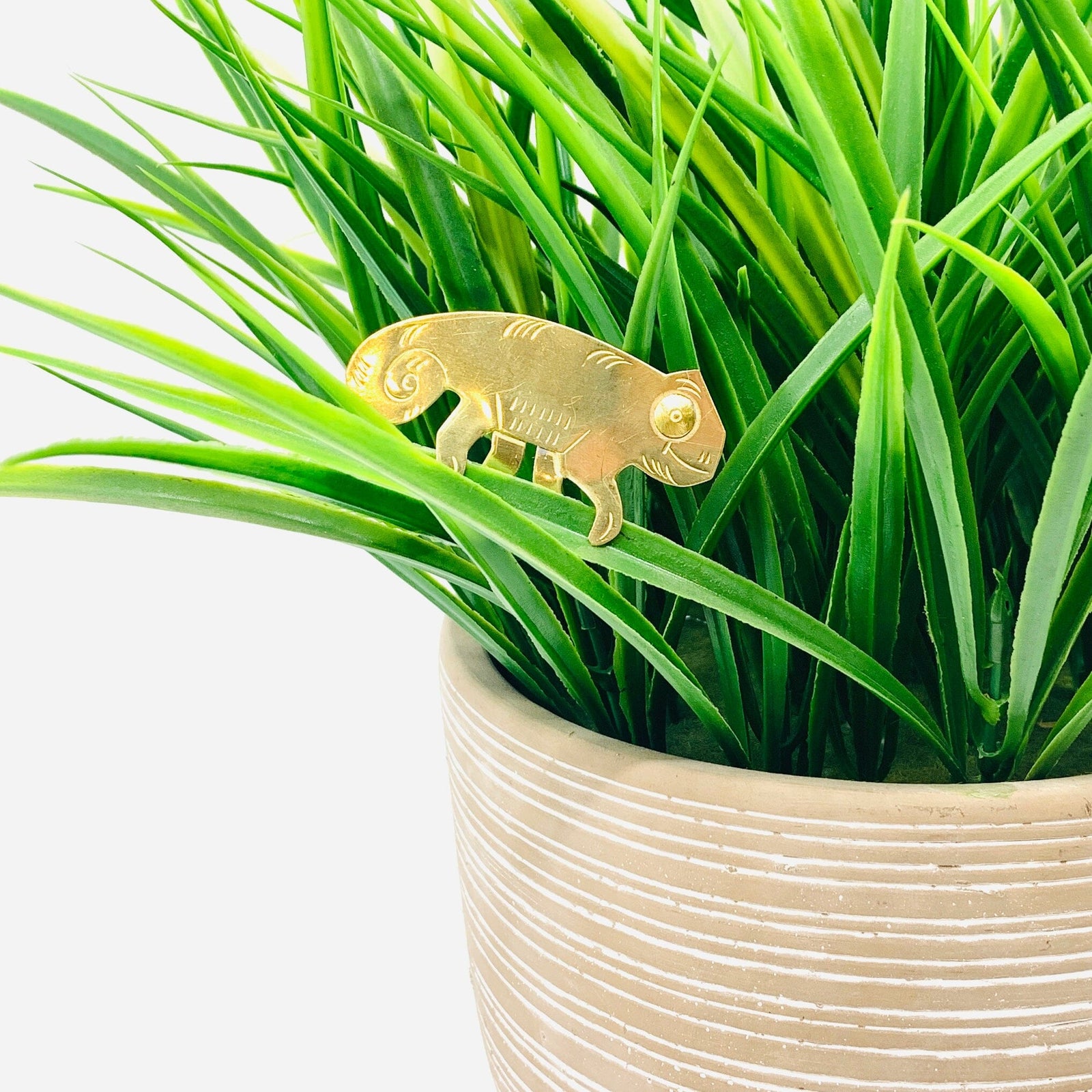 Stem Charms 10, Karma Chameleon Miniature Pilgrim Imports 