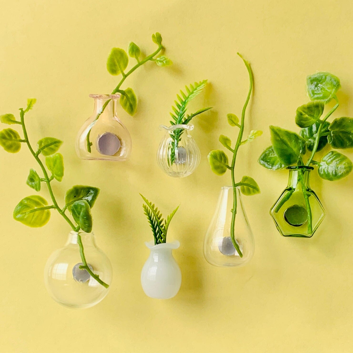 Mini Magnet Vase Miniature - 