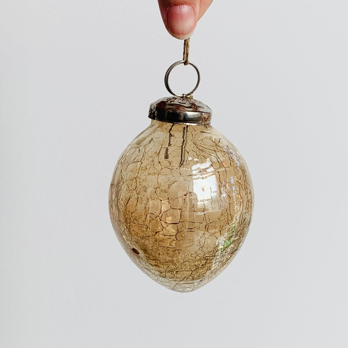 Crackle Glass Oval Ornament 5, Champagne