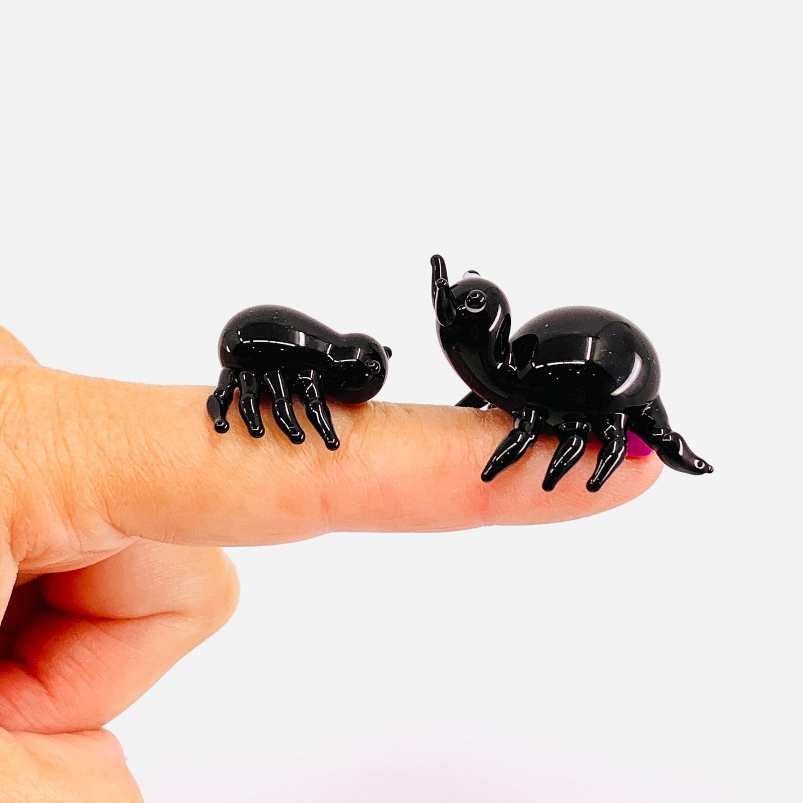 Little Glass Mama and Baby Bug Miniature Alex 