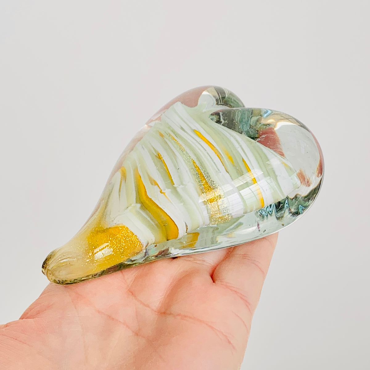 Daily Pumpkin 2243 Heart Paperweight
