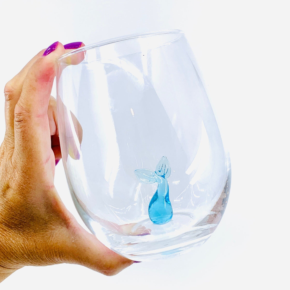 16 oz Large Pour Wine Glass, Whale Tail Decor Chesapeake Bay 