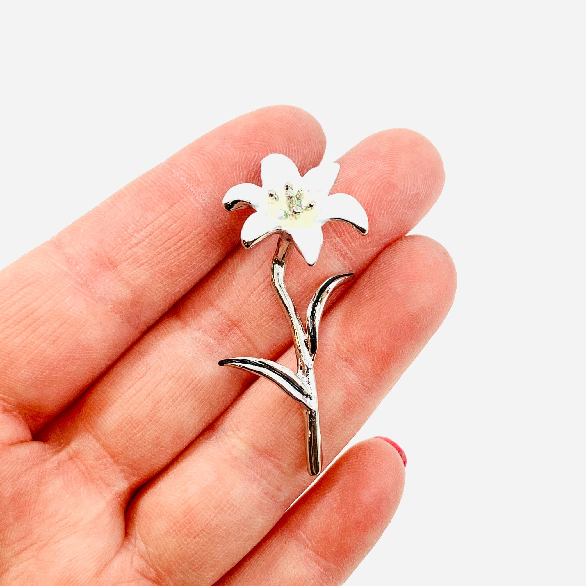 lily flower charm The Spring Lily Charm - PT 116