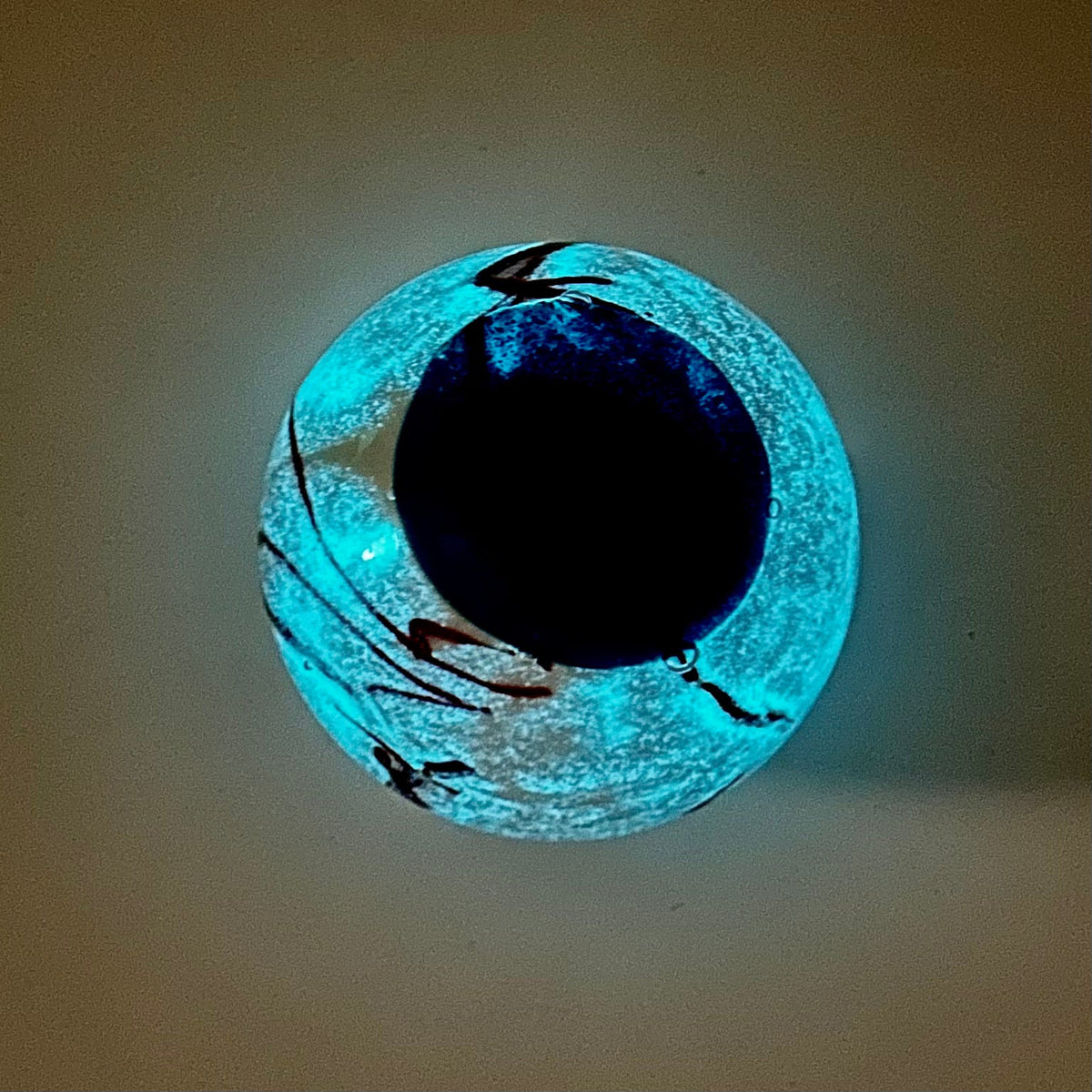 Glow in The Dark Eye Ball Paperweight Paperweight Dynasty 