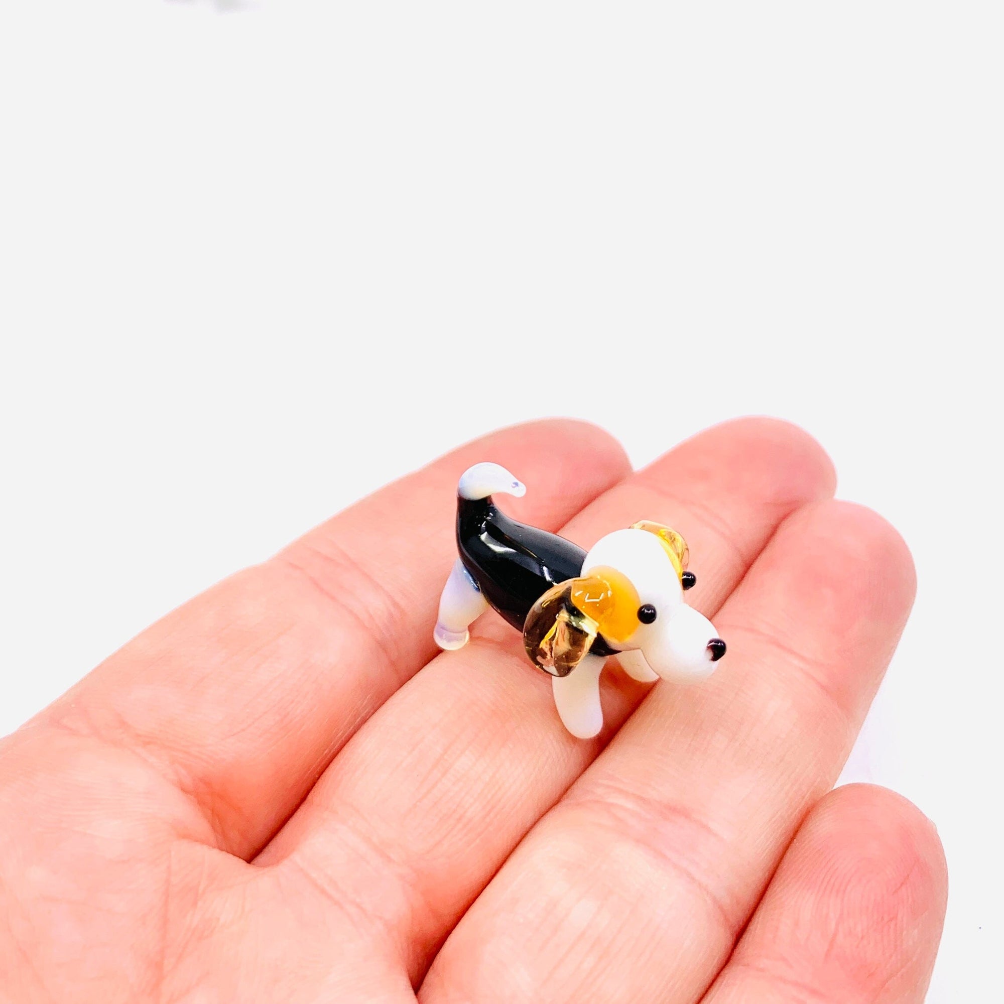 Tiny Glass Beagle 167 Miniature GANZ 