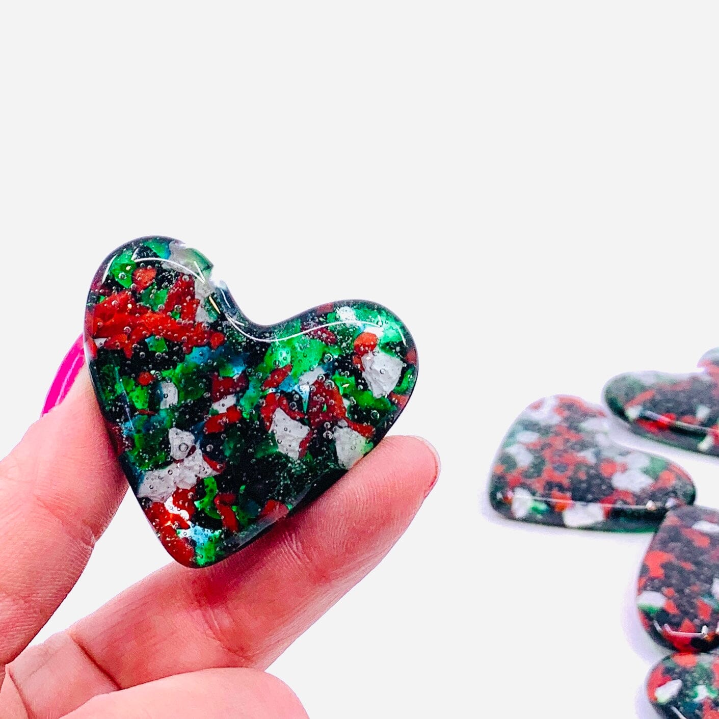 Fused Pocket Heart, Frosted Holly Miniature Jean 