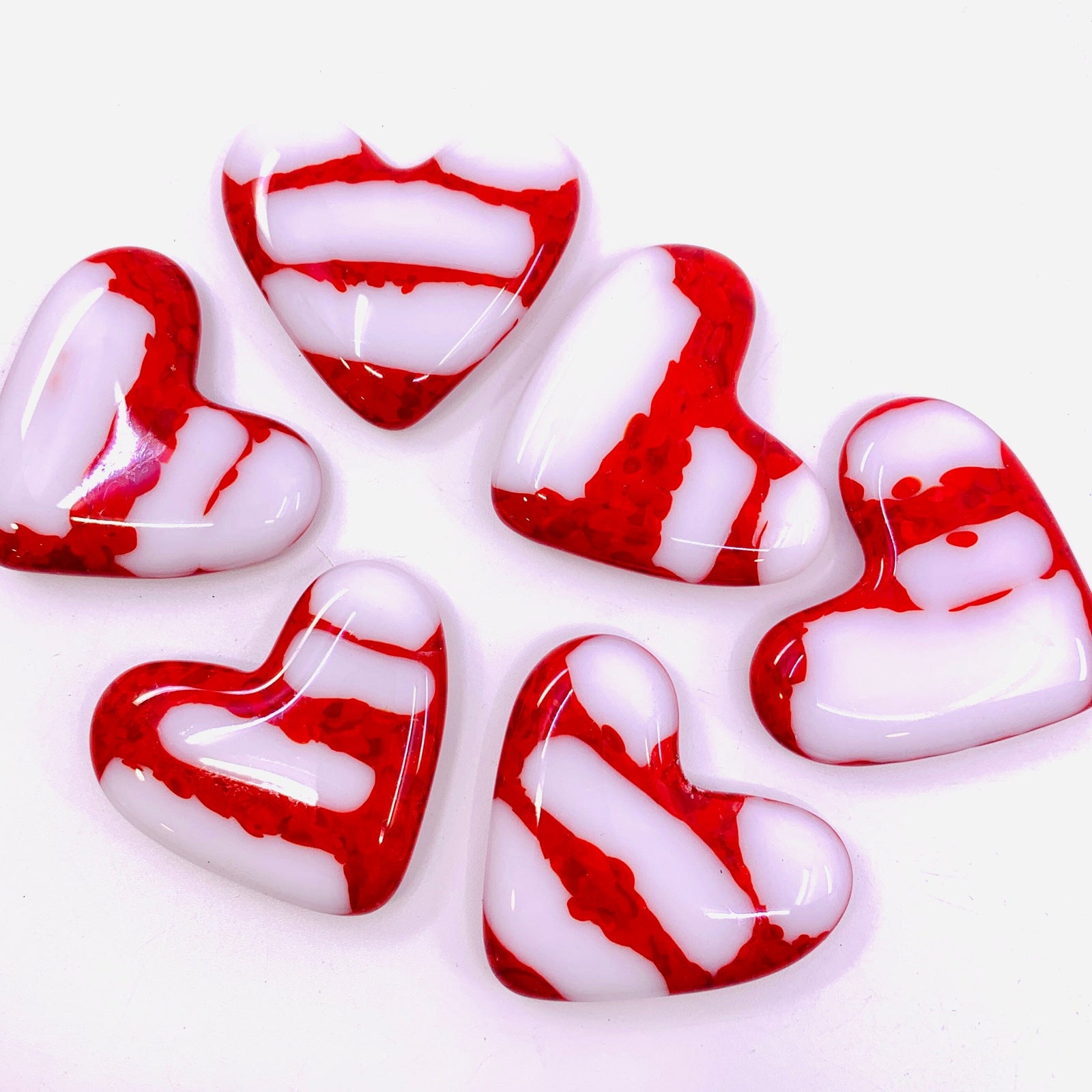 Fused Pocket Heart, Santa Hat Miniature Jean 