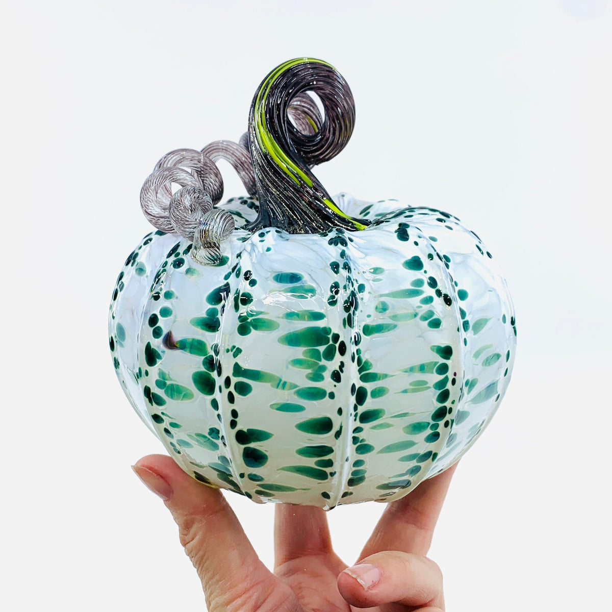 Daily Pumpkin 1380 Squat Daily Pumpkin Luke Adams Glass Blowing Studio 