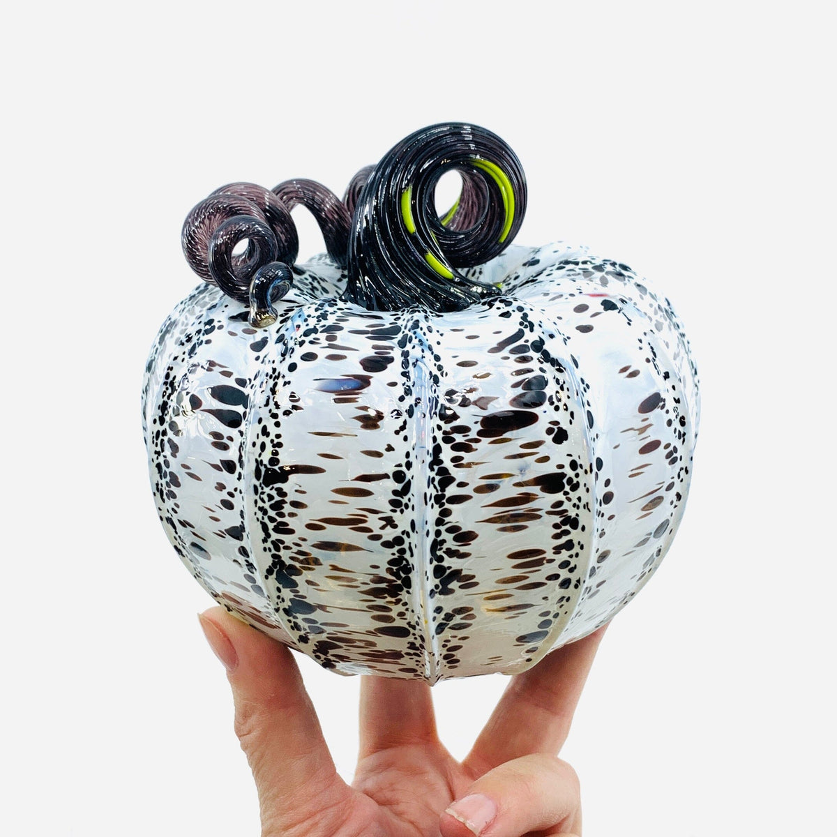 Daily Pumpkin 1387 Squat Daily Pumpkin Luke Adams Glass Blowing Studio 