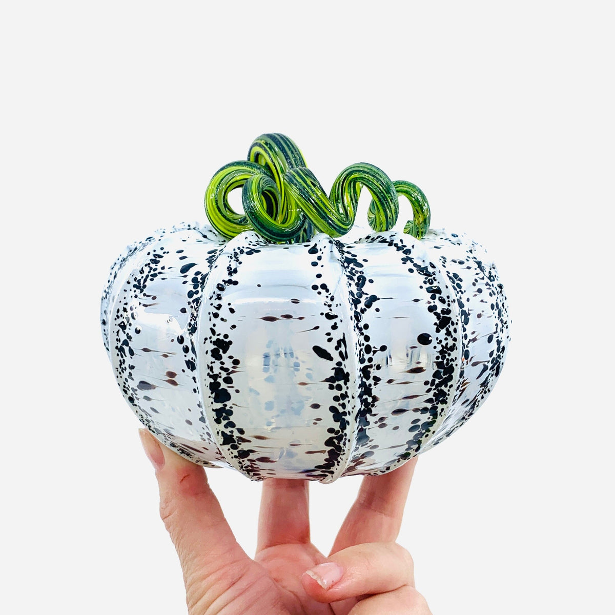 Daily Pumpkin 1543 Squat Daily Pumpkin Luke Adams Glass Blowing Studio 