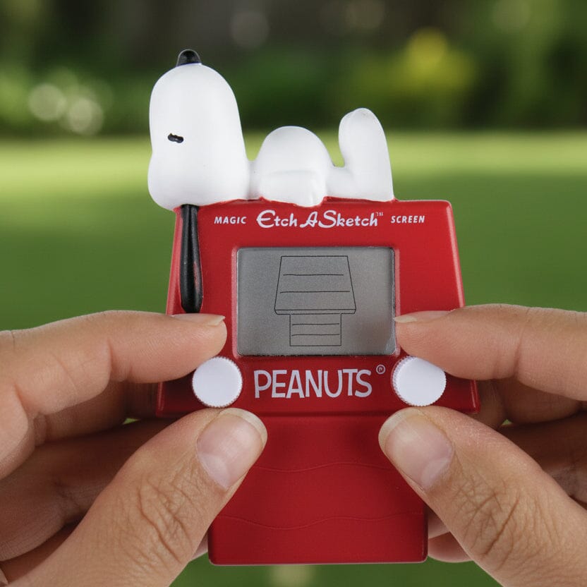 World's Smallest Peanuts Etch A Sketch Super Impulse 
