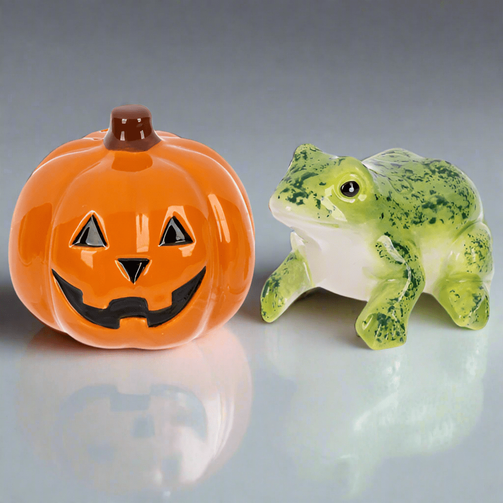 Spooky Stacker Salt and Pepper Shakers, Frog and Jack O'Lantern GANZ 