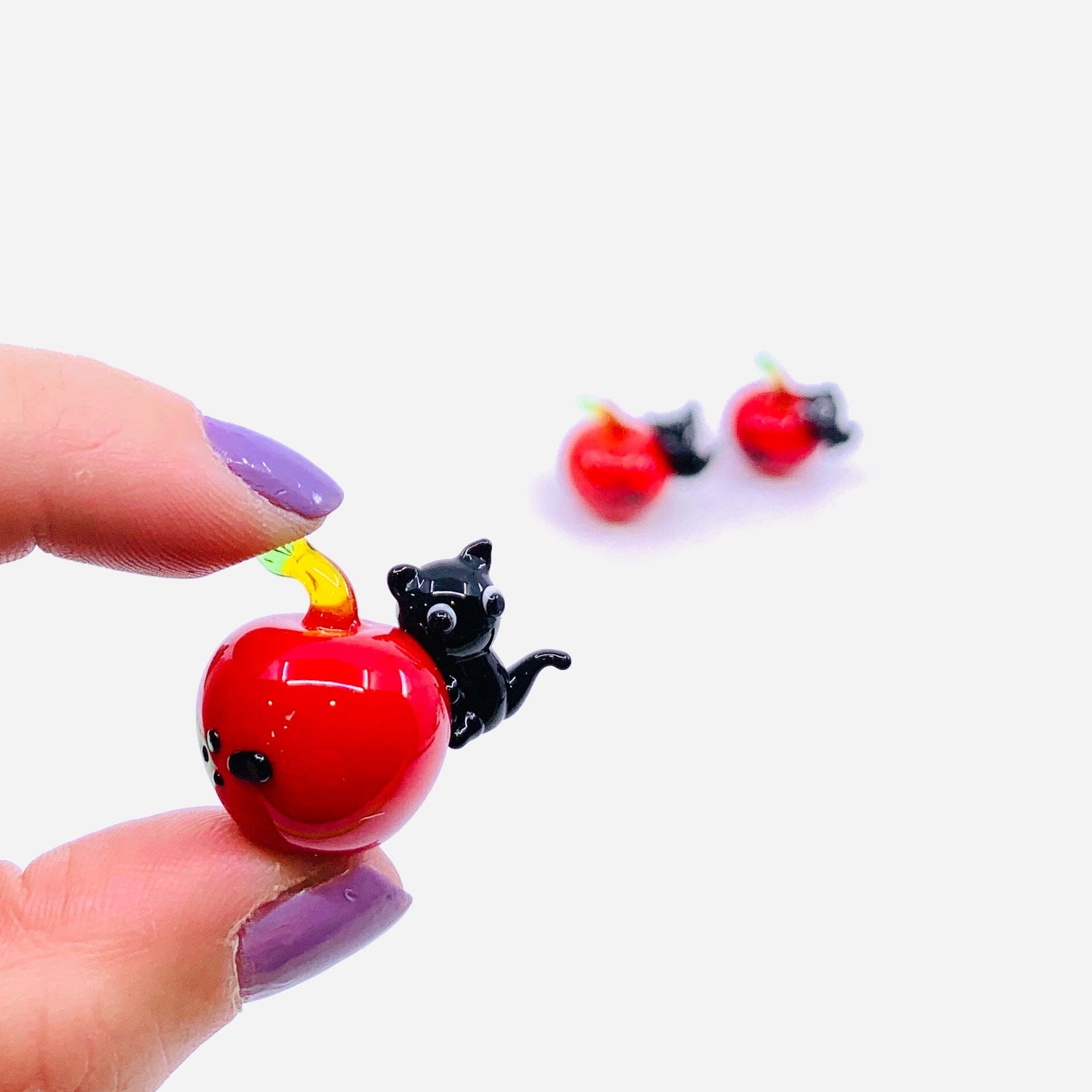 Tiny Apple Cat 78 Miniature Alex 