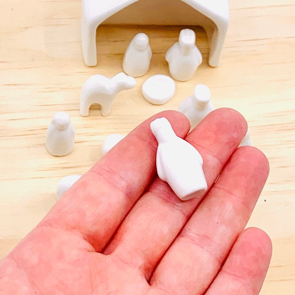 Porcelain Nativity Gift Box Decor Two's Company 