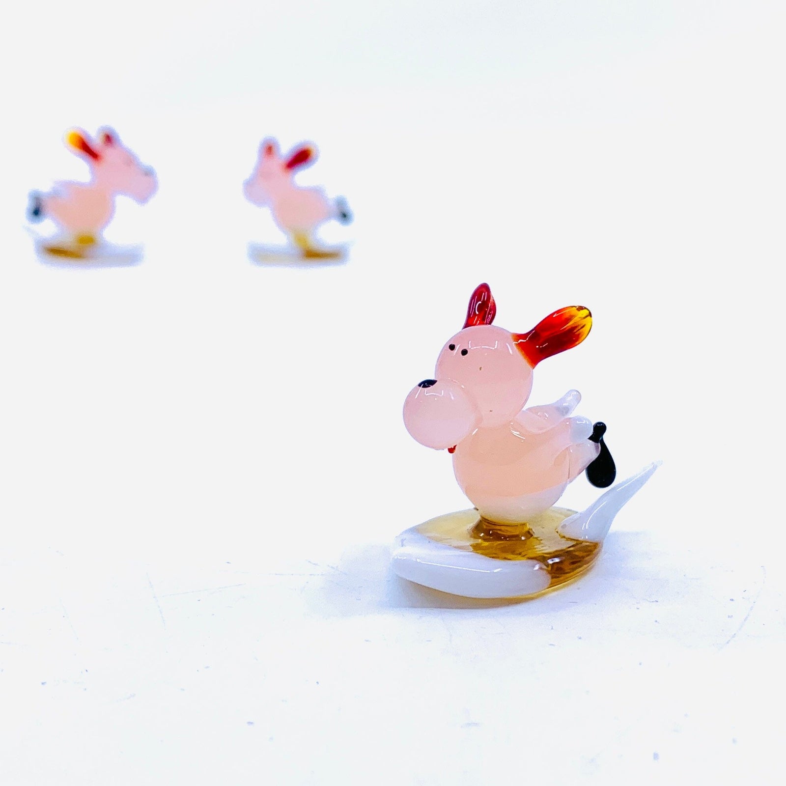 Surfing Dog 67 Miniature Alex 