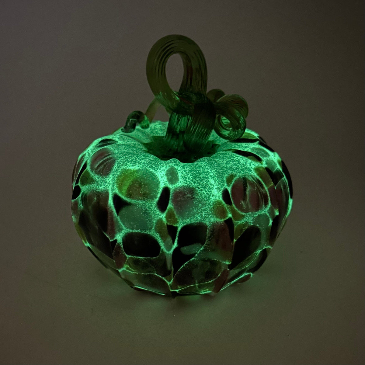 Daily Glow Pumpkin 1715 Squat Daily Pumpkin Luke Adams Glass Blowing Studio 
