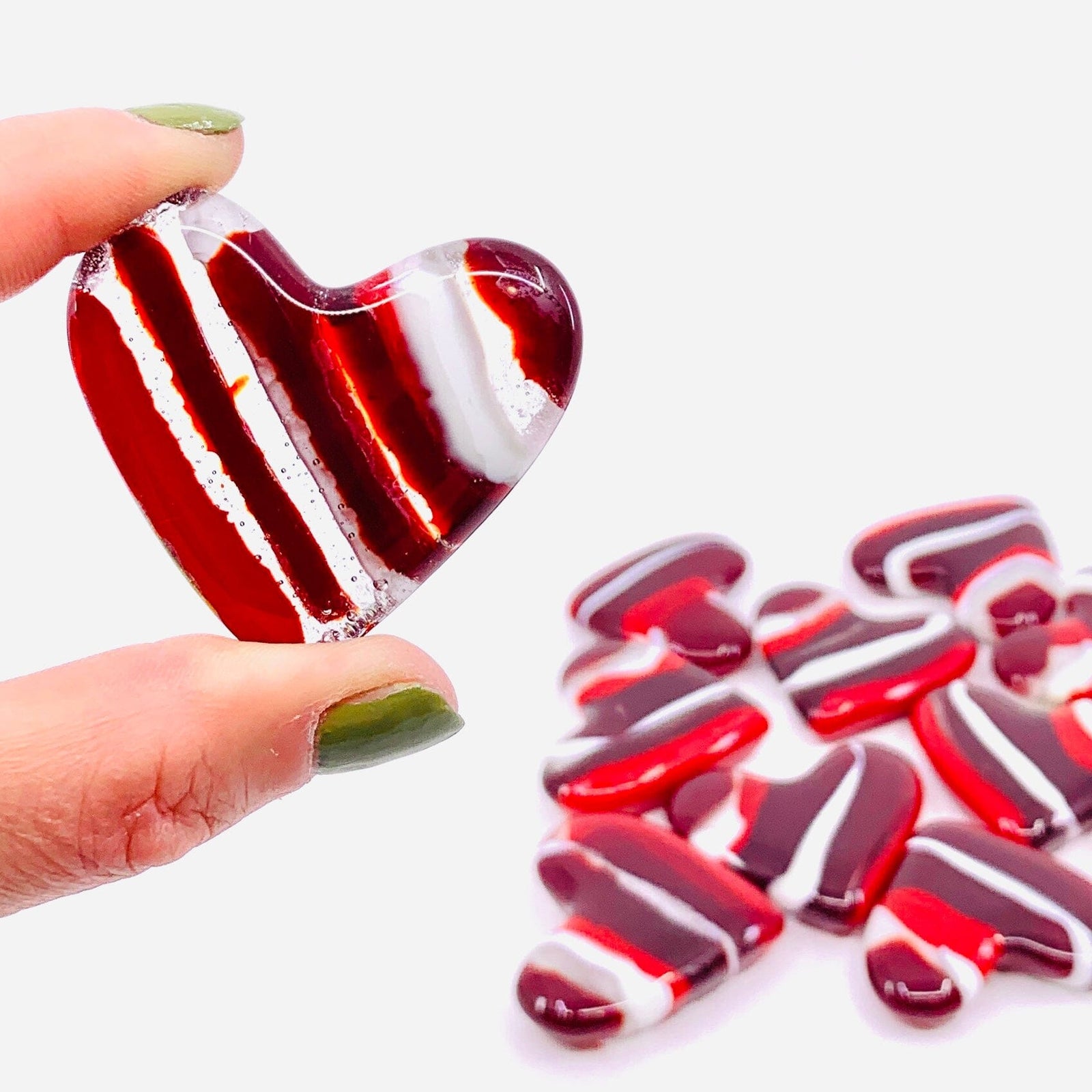 Valentines Fused Pocket Hearts, Red Miniature Jean 