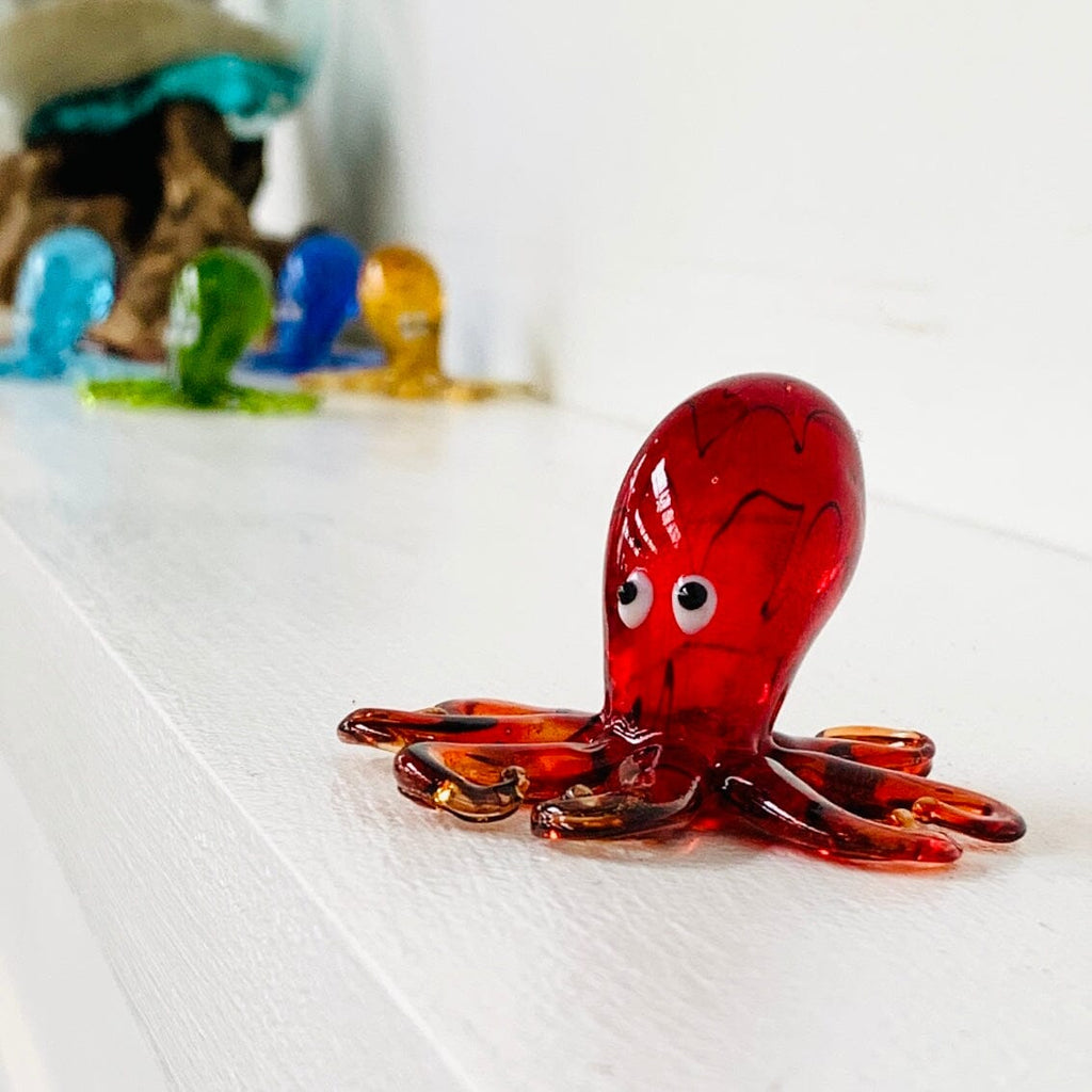 Glass Octopus 83, Red - Luke Adams Glass Blowing Studio