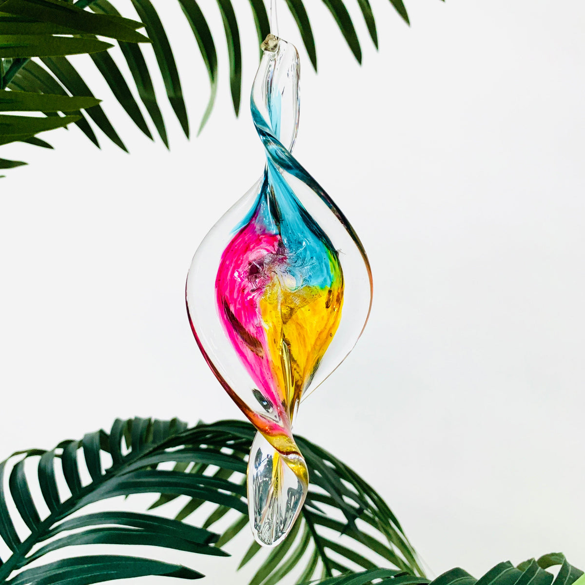 Spiral Ornament, Fiji Suncatcher Luke Adams Glass Blowing Studio 