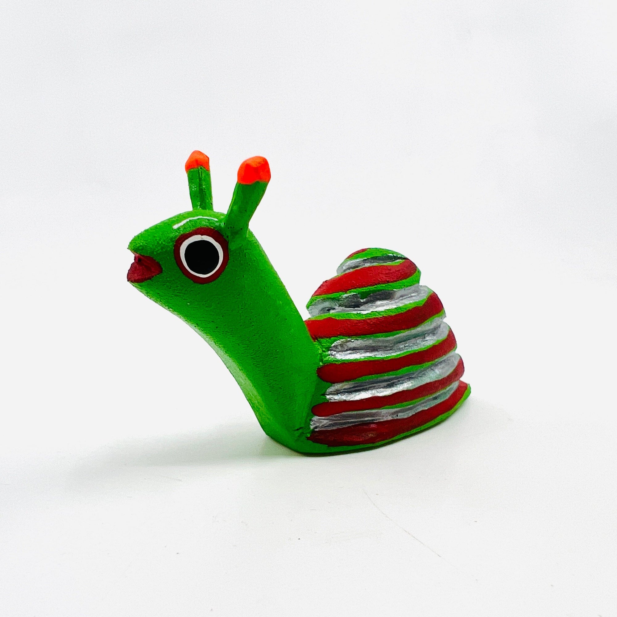 Oaxacan Wood Carved Animal, Snail 123 Miniature Earth View 