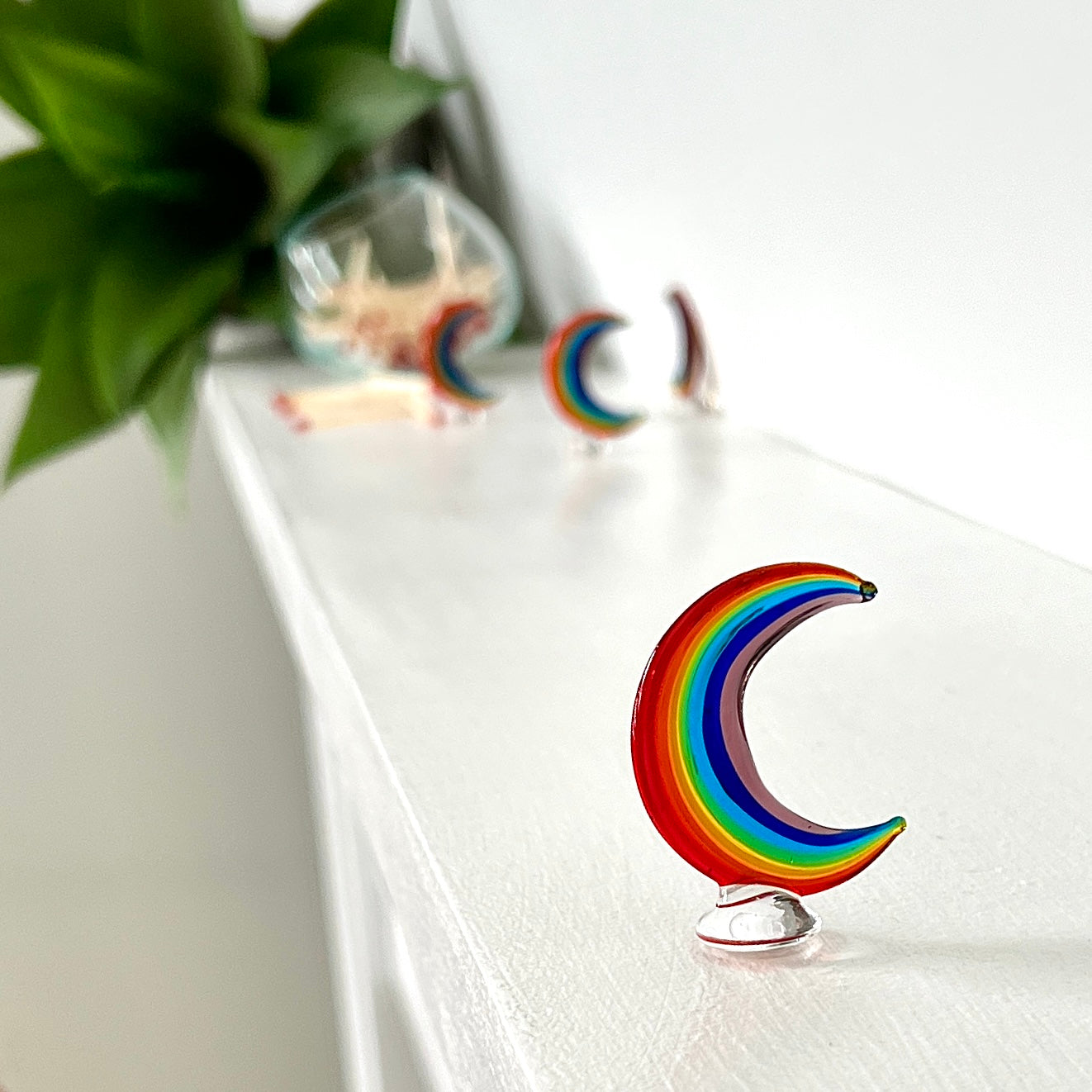 Tiny Rainbow, Crescent Miniature - 