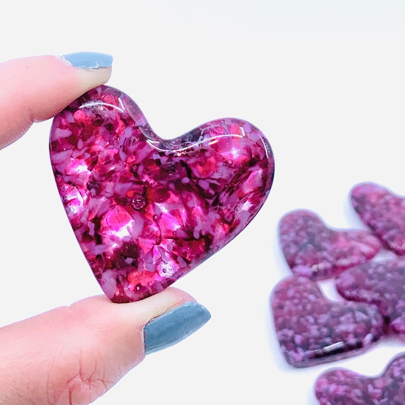 Fused Pocket Heart, Raspberry Ripple Miniature Jean 