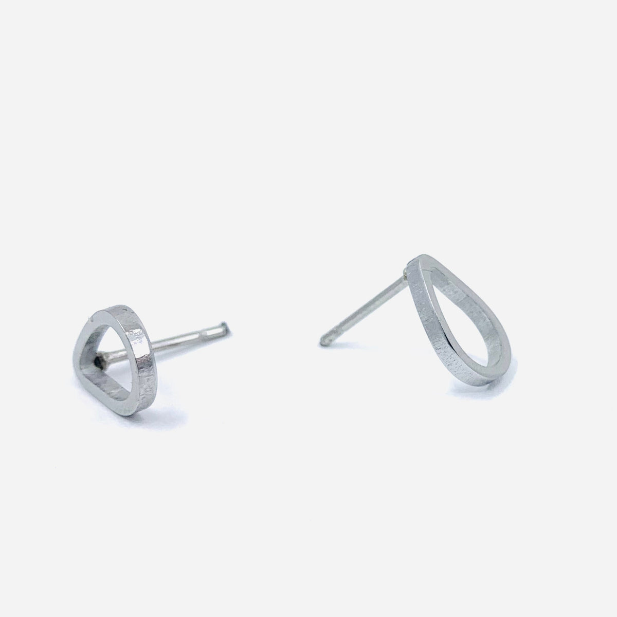 Minimalist Teardrop Earrings - 