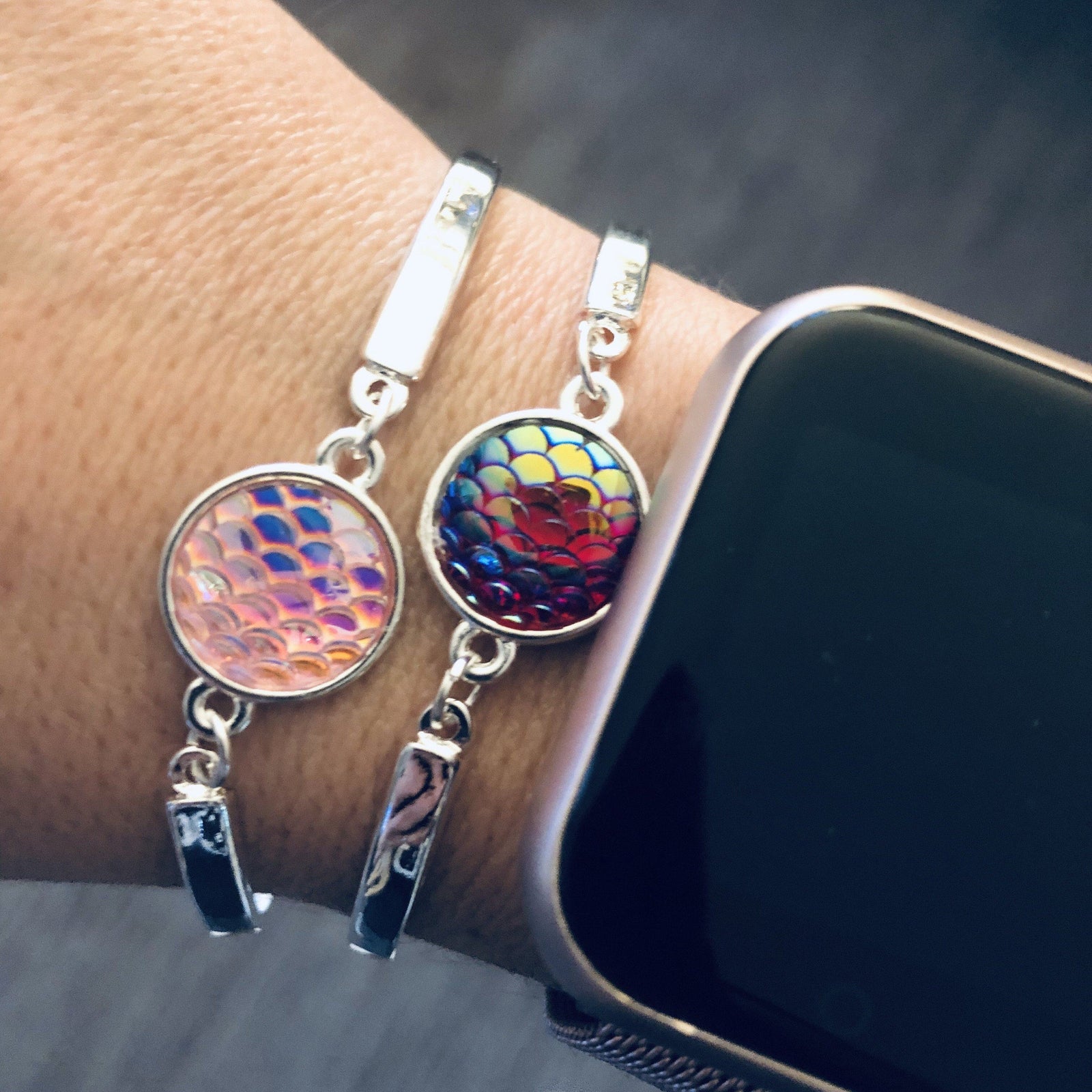 Mermaid Tail clasp bracelet Luke Adams Glass Blowing Studio 