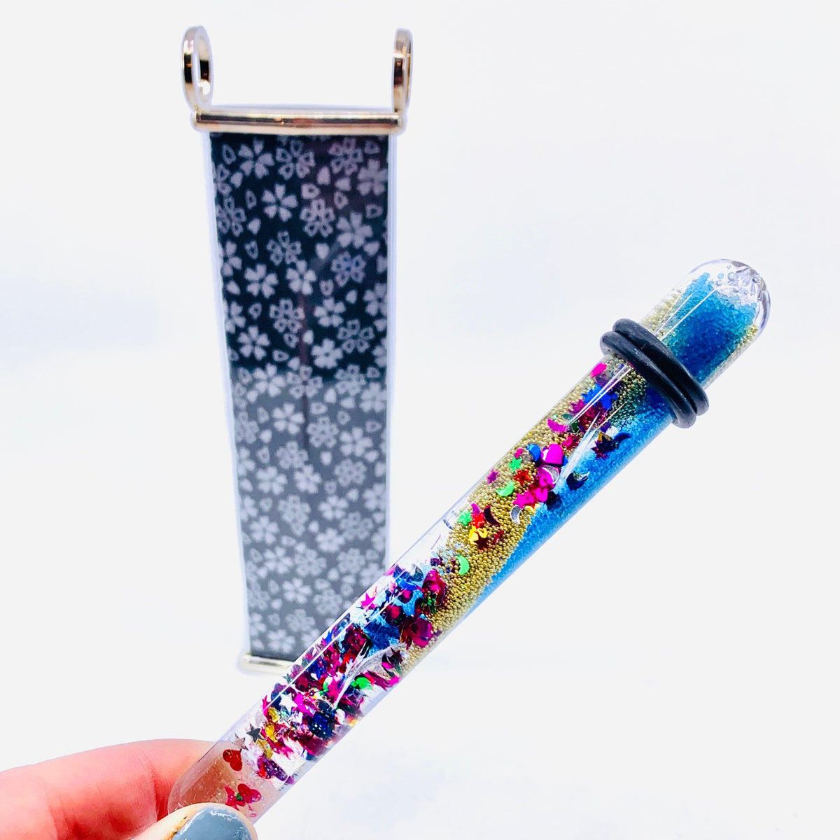 Kaleidoscope, Black Accessory Golden Island INT'L INC 