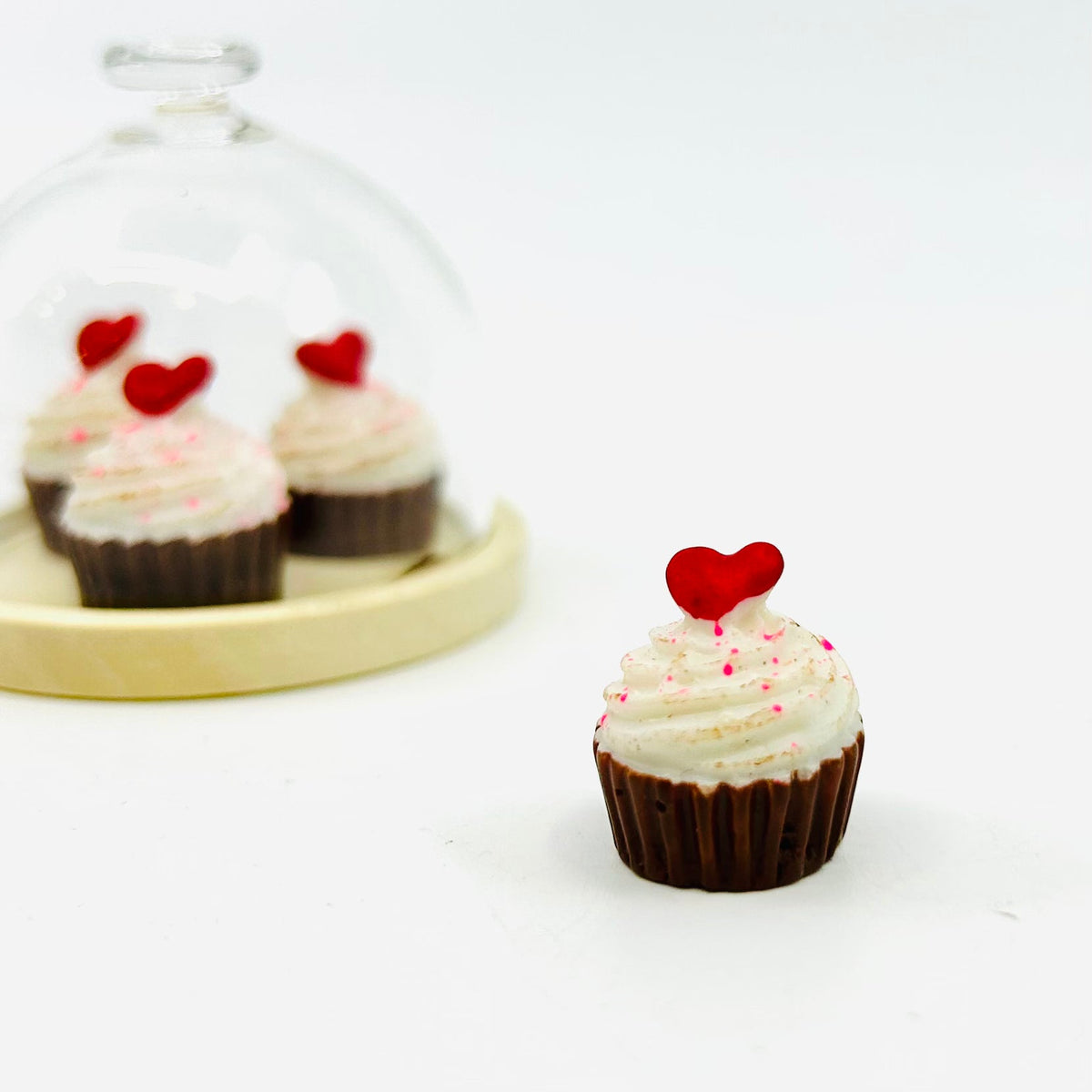 Tiniest Sweet Treats Miniature - Vanilla Heart Cupcake 
