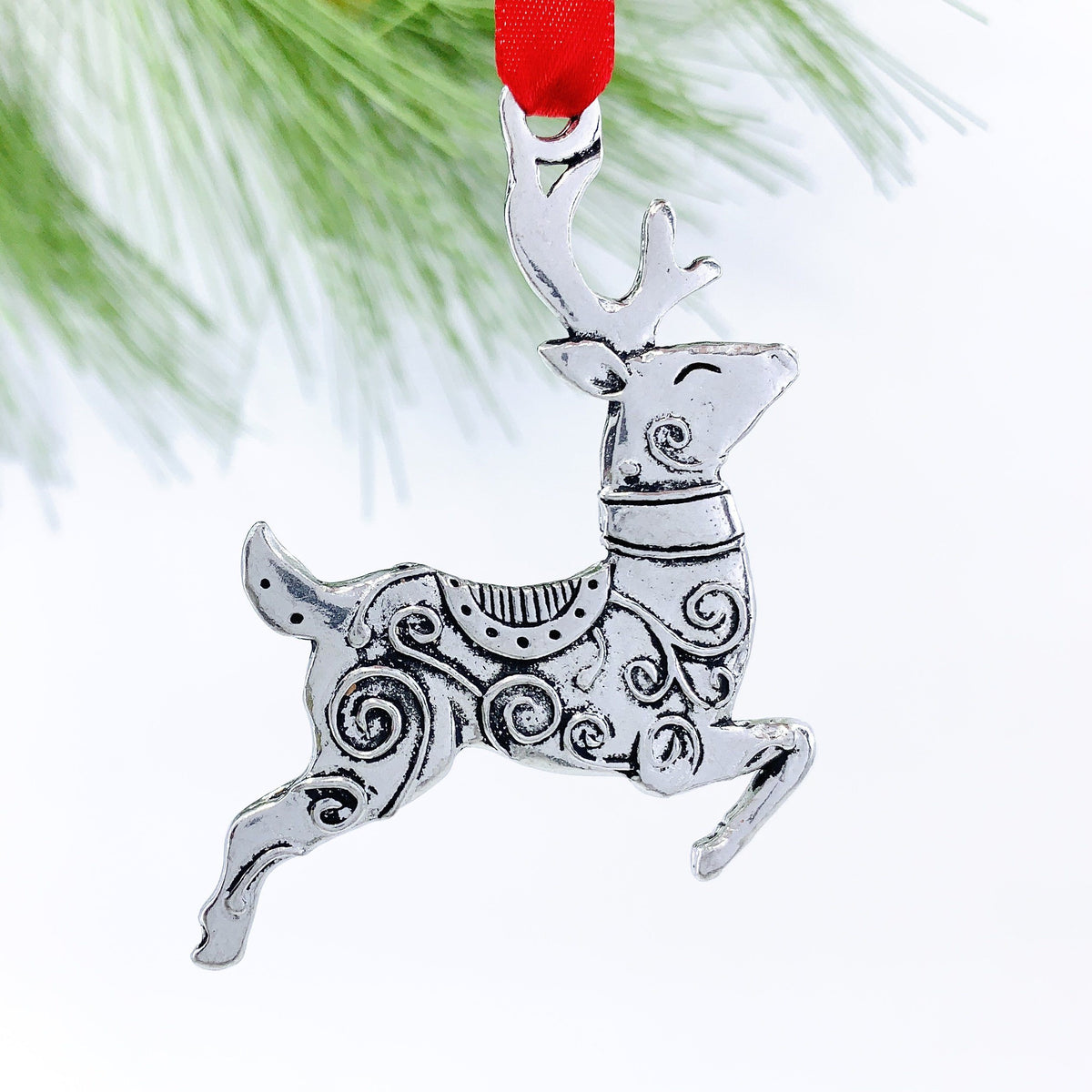Reindeer Pewter Ornament Ornament Basic Spirit 