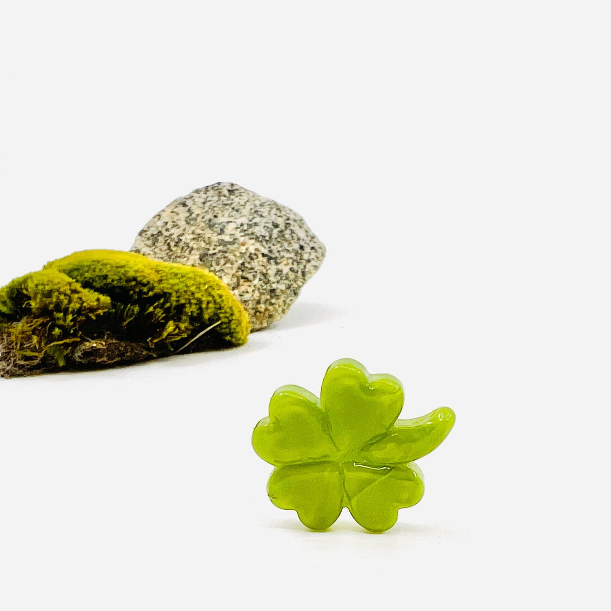 Lucky Glass Pocket Clover, Lime Miniature - 