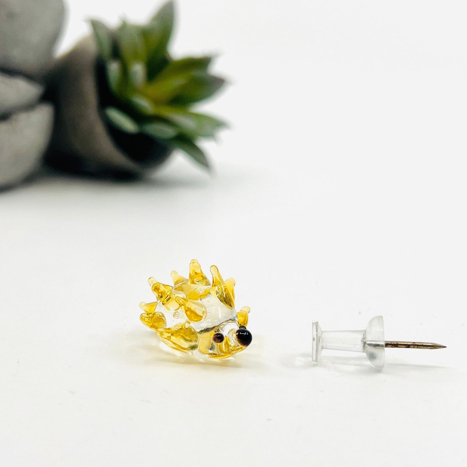 Tiny Animal 8 Hedgehog Miniature - 